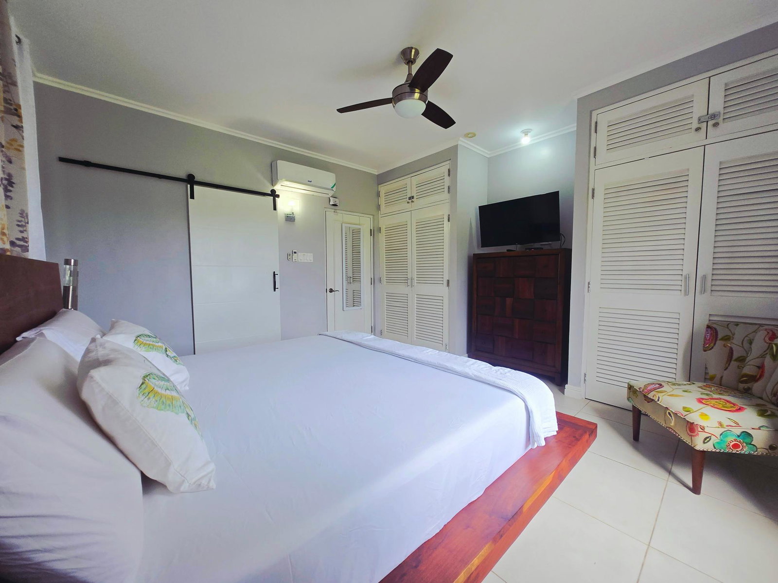 Eleventh image of S-102- Fern Court in Richmond, St. Ann, Jamaica - property is For Rent