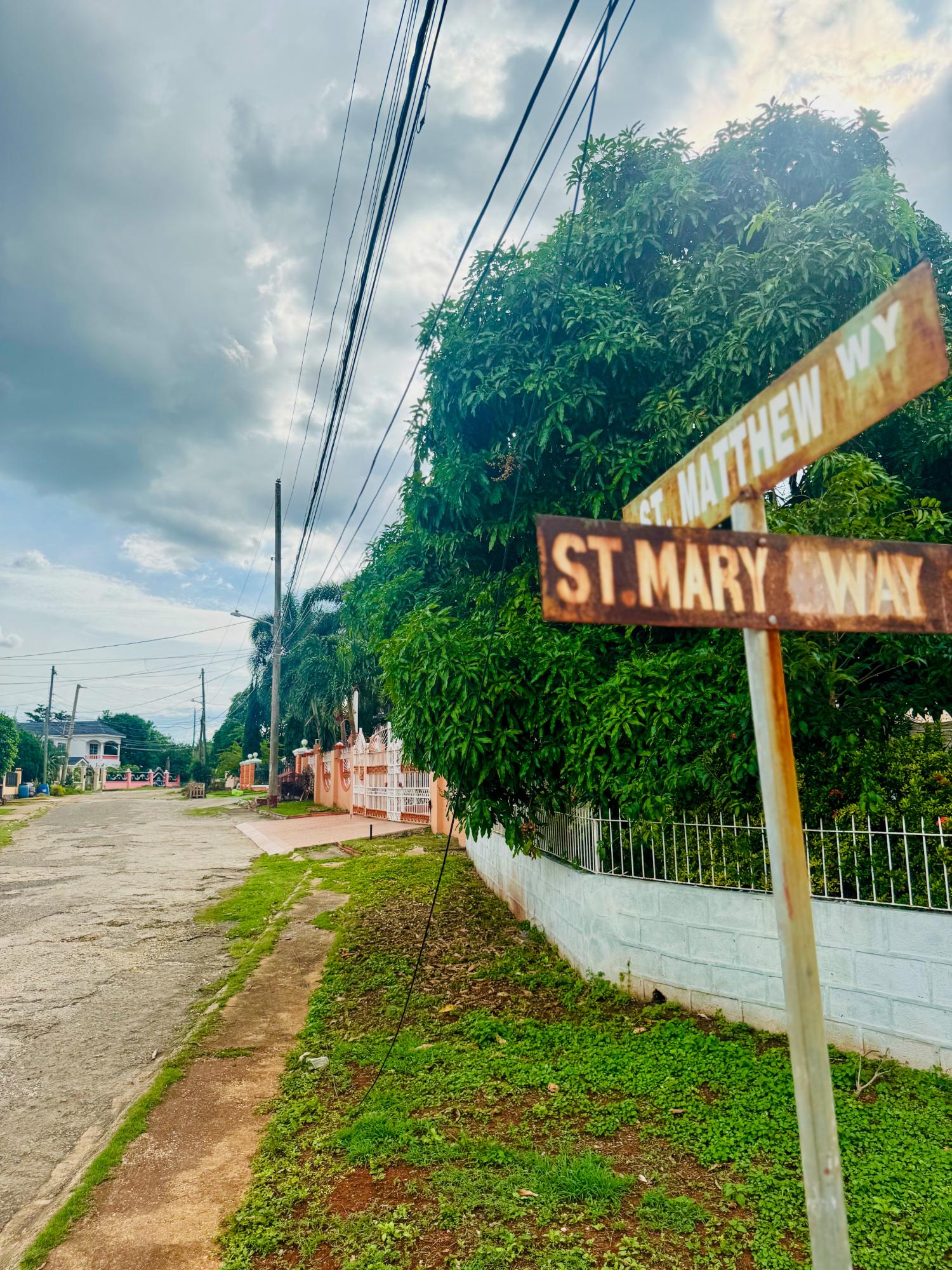 Furnished-2-Bedroom-House-for-Rent-in-Green-Acres-St.-Catherine-Jamaica Second image of 111 a St. Matthew Way in Spanish Town, St. Catherine, Jamaica - property is For Rent