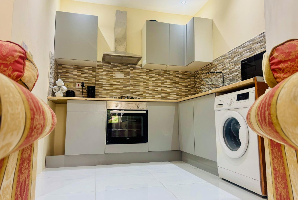 Sixth image of 111 a St. Matthew Way in Spanish Town, St. Catherine, Jamaica - property is For Rent