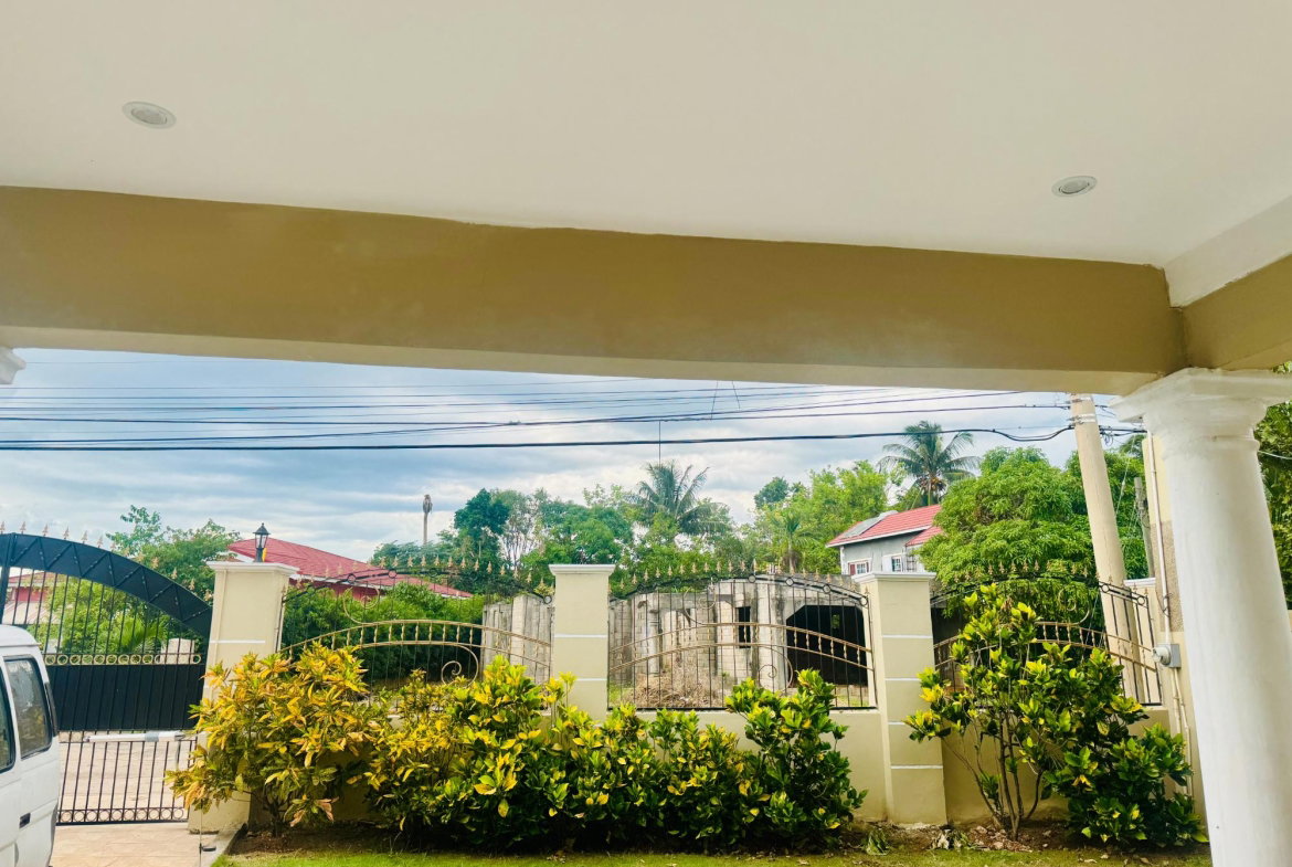 Ninth image of 111 a St. Matthew Way in Spanish Town, St. Catherine, Jamaica - property is For Rent