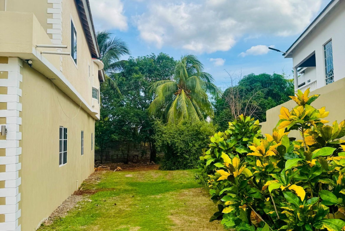 Tenth image of 111 a St. Matthew Way in Spanish Town, St. Catherine, Jamaica - property is For Rent