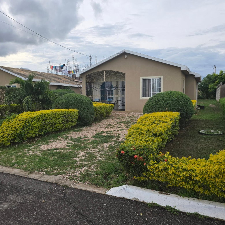 First image of 982 Plover Place, Phoenix Par in Phoenix Park, St. Catherine, Jamaica - property is For Rent