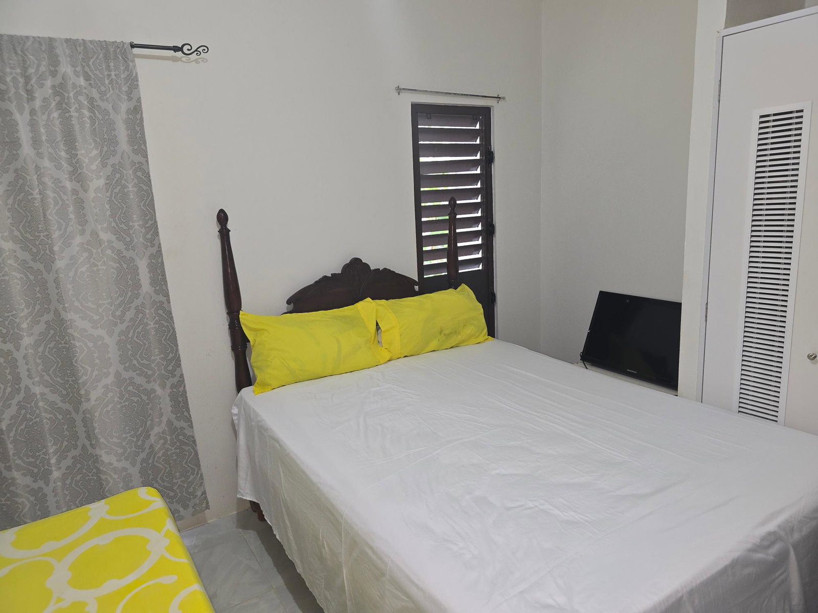 Furnished-2-Bedroom-Townhouse-for-Rent-in-Discovery-Bay-St.-Ann-Camelot-Village Twenty-First image of 32 Camelot Village in Discovery Bay, St. Ann, Jamaica - property is For Rent