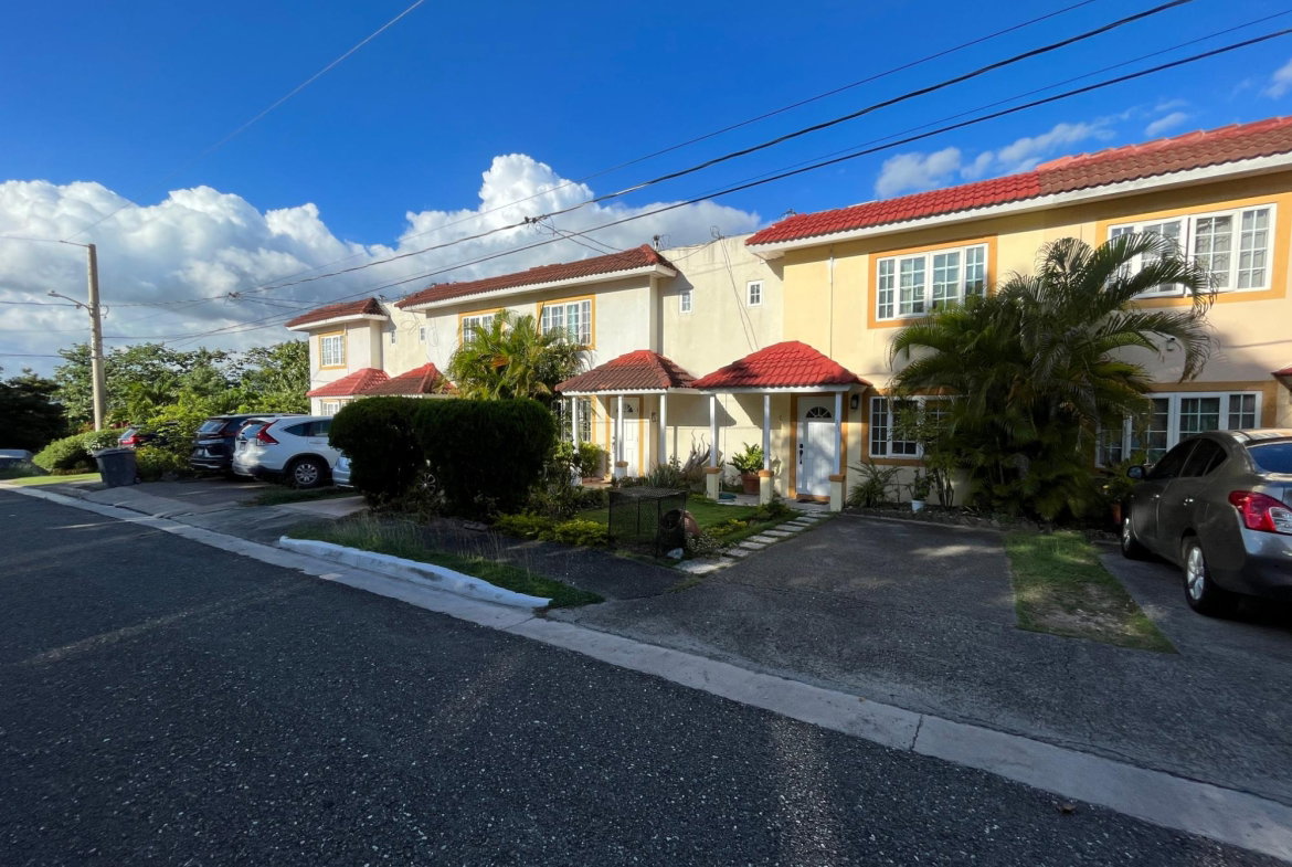 Fourteenth image of 31 Eugenia Close in Kingston 6, St. Andrew, Jamaica - property is For Rent