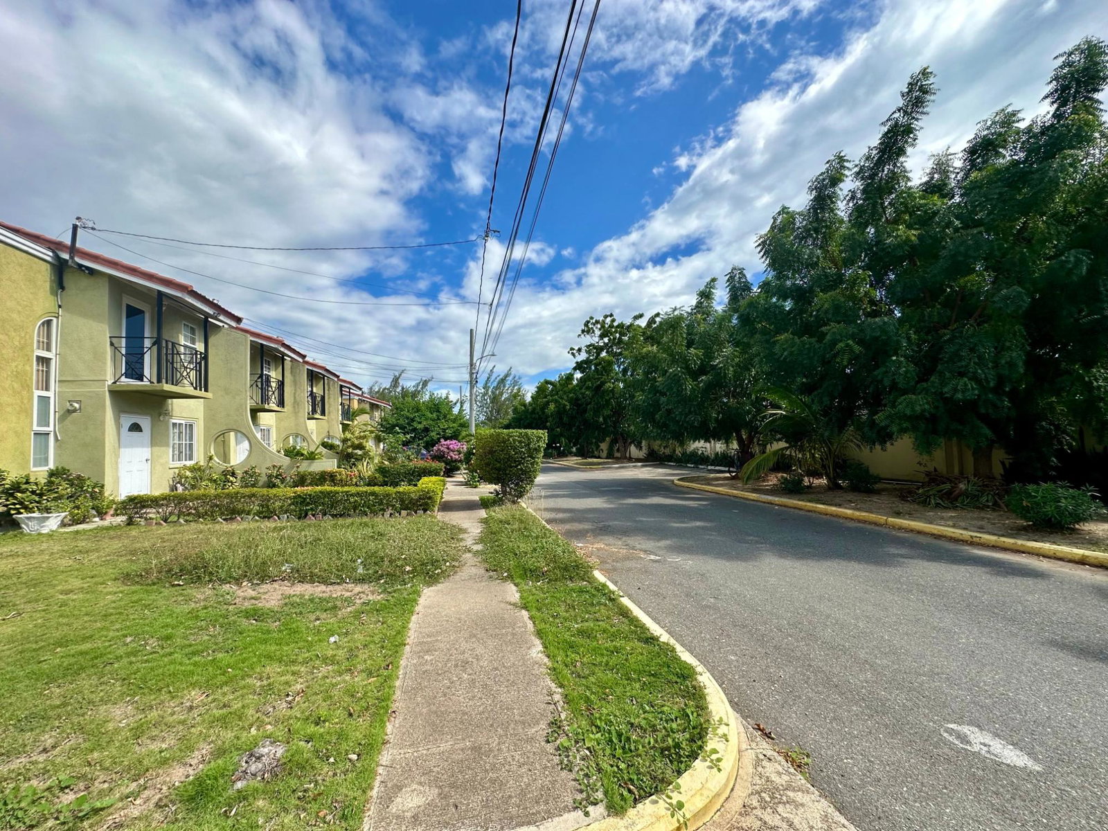 Second image of 91- Lingfield Crescent in Portmore Country Club, St. Catherine, Jamaica - property is For Rent