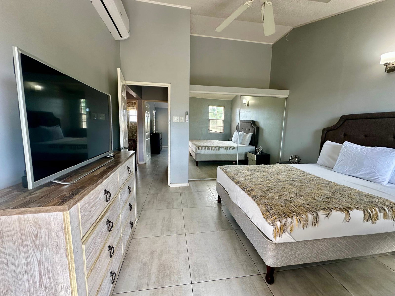 Fifteenth image of 91- Lingfield Crescent in Portmore Country Club, St. Catherine, Jamaica - property is For Rent