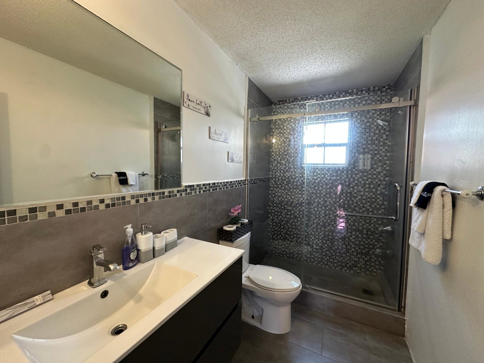 Nineteenth image of 91- Lingfield Crescent in Portmore Country Club, St. Catherine, Jamaica - property is For Rent