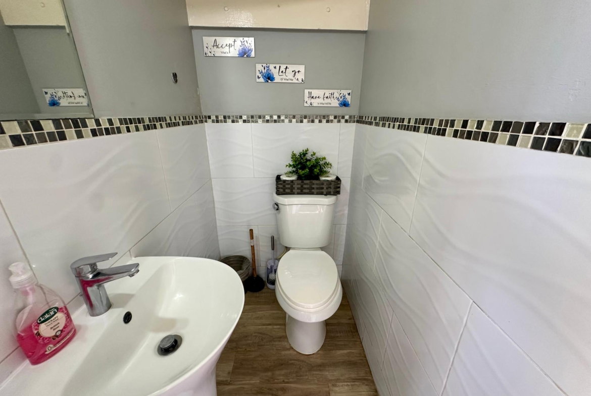 Eighth image of 91- Lingfield Crescent in Portmore Country Club, St. Catherine, Jamaica - property is For Rent