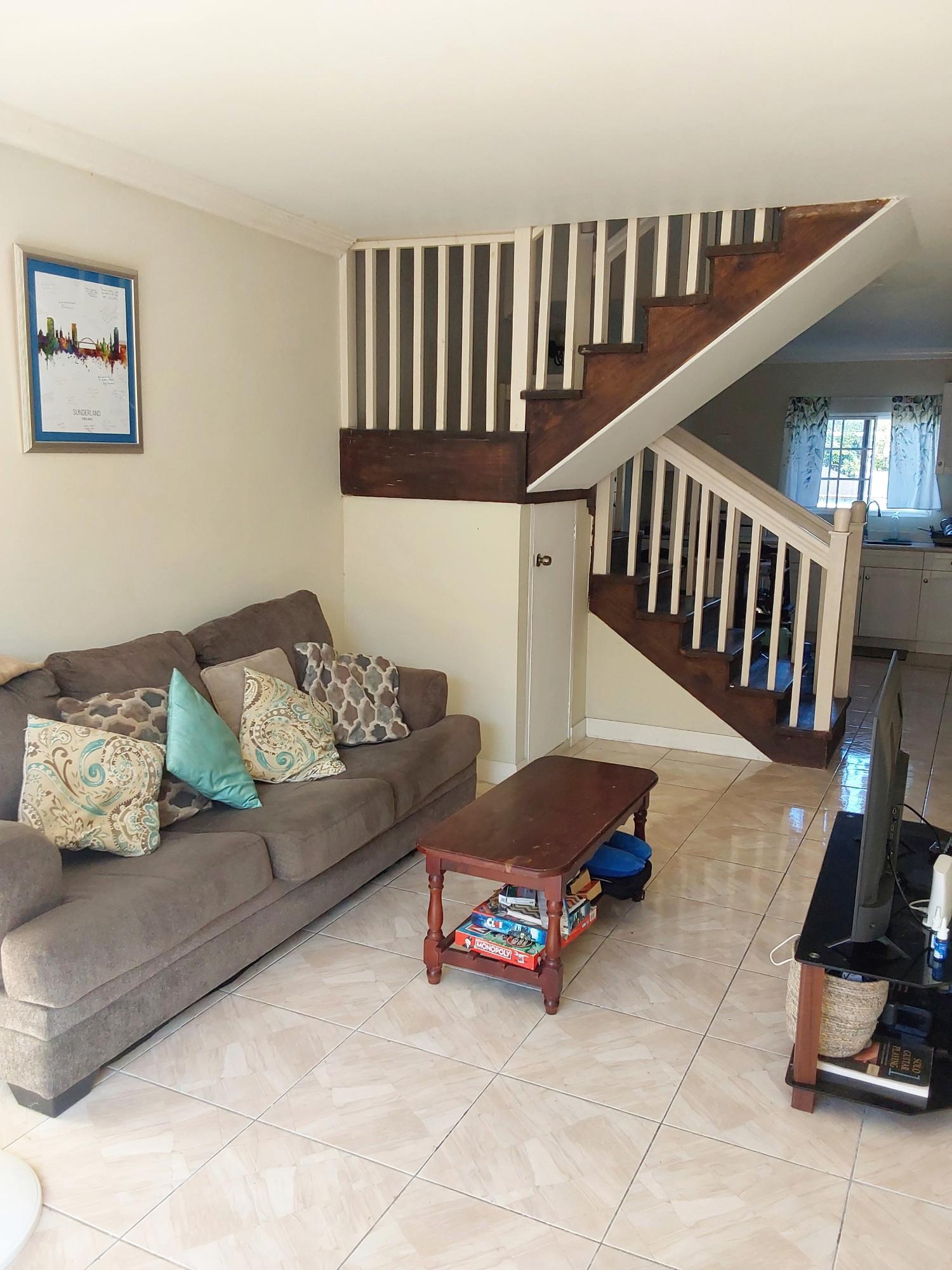 Eleventh image of Reading Manor in Reading, St. James, Jamaica - property is For Rent