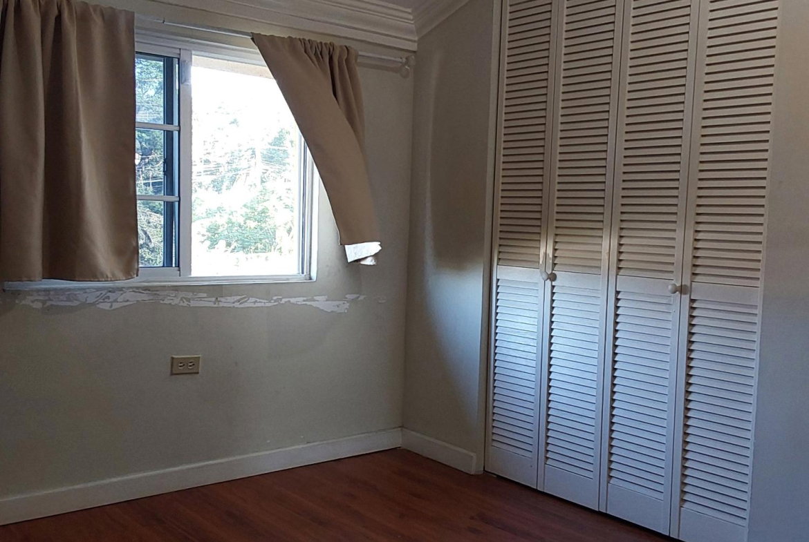 Twenty-First image of Reading Manor in Reading, St. James, Jamaica - property is For Rent