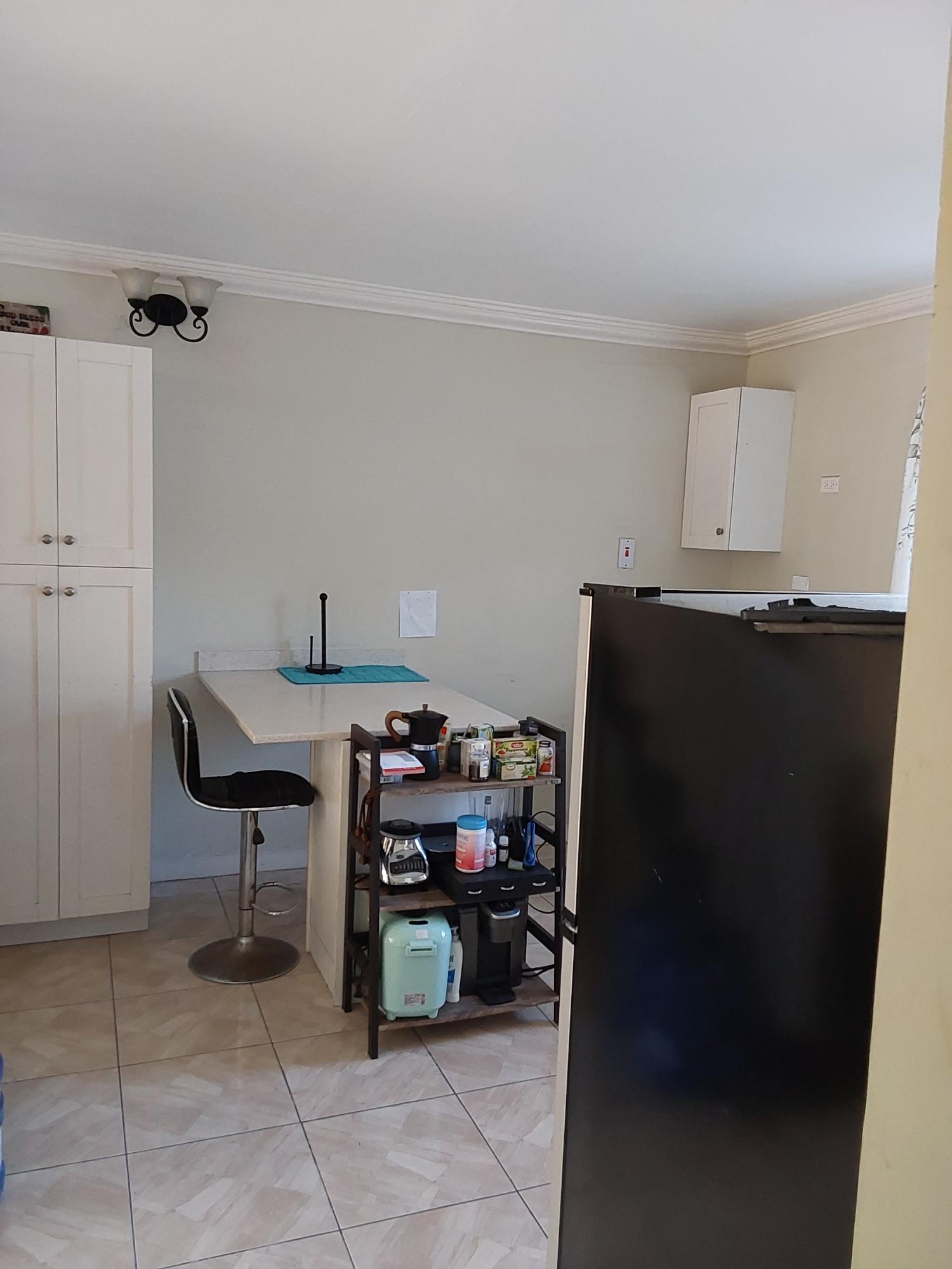 Fifth image of Reading Manor in Reading, St. James, Jamaica - property is For Rent