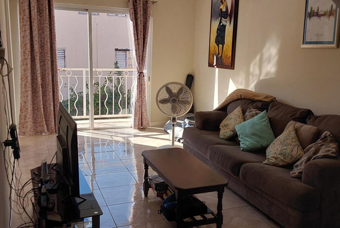 Ninth image of Reading Manor in Reading, St. James, Jamaica - property is For Rent