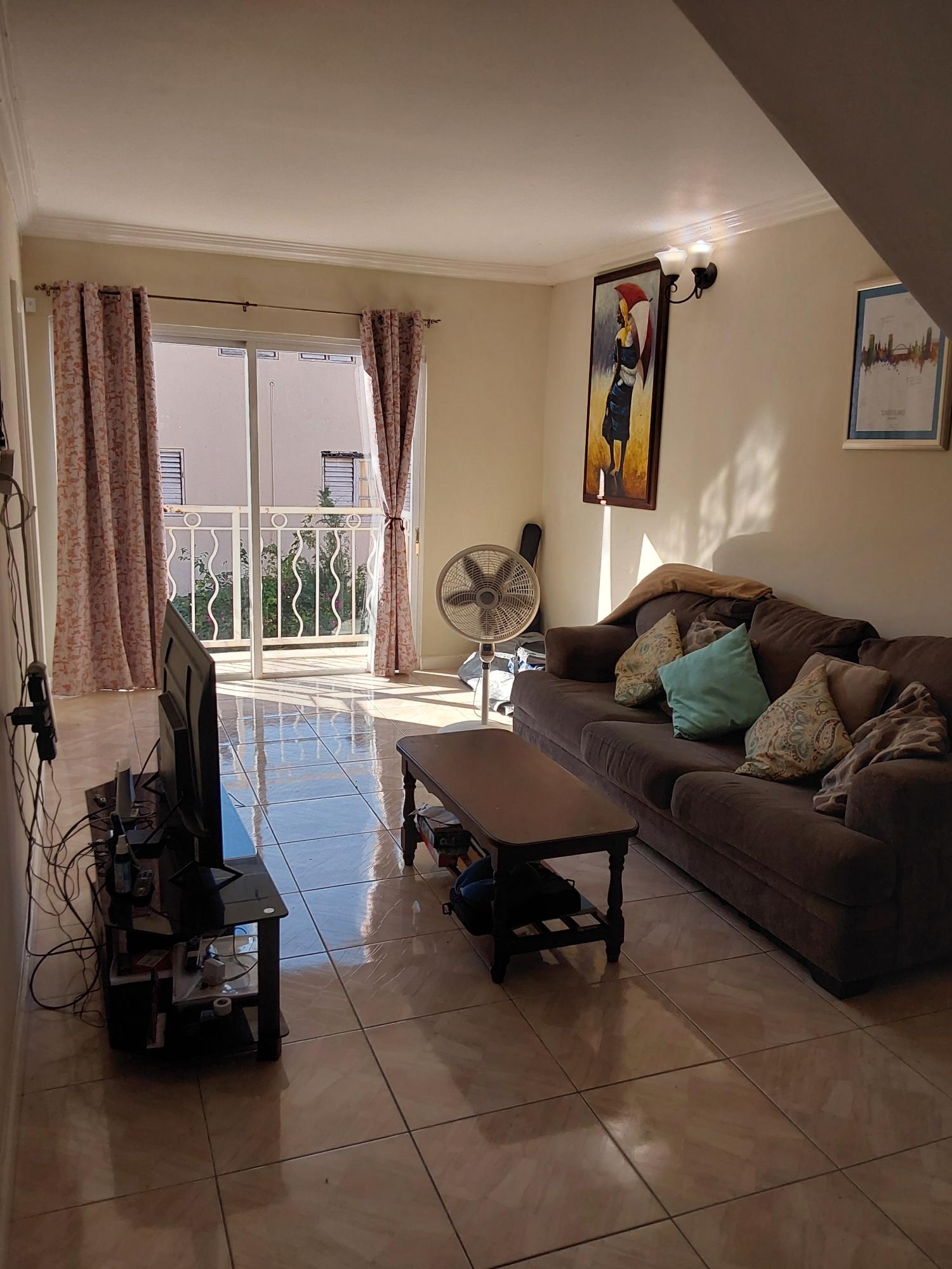 Ninth image of Reading Manor in Reading, St. James, Jamaica - property is For Rent