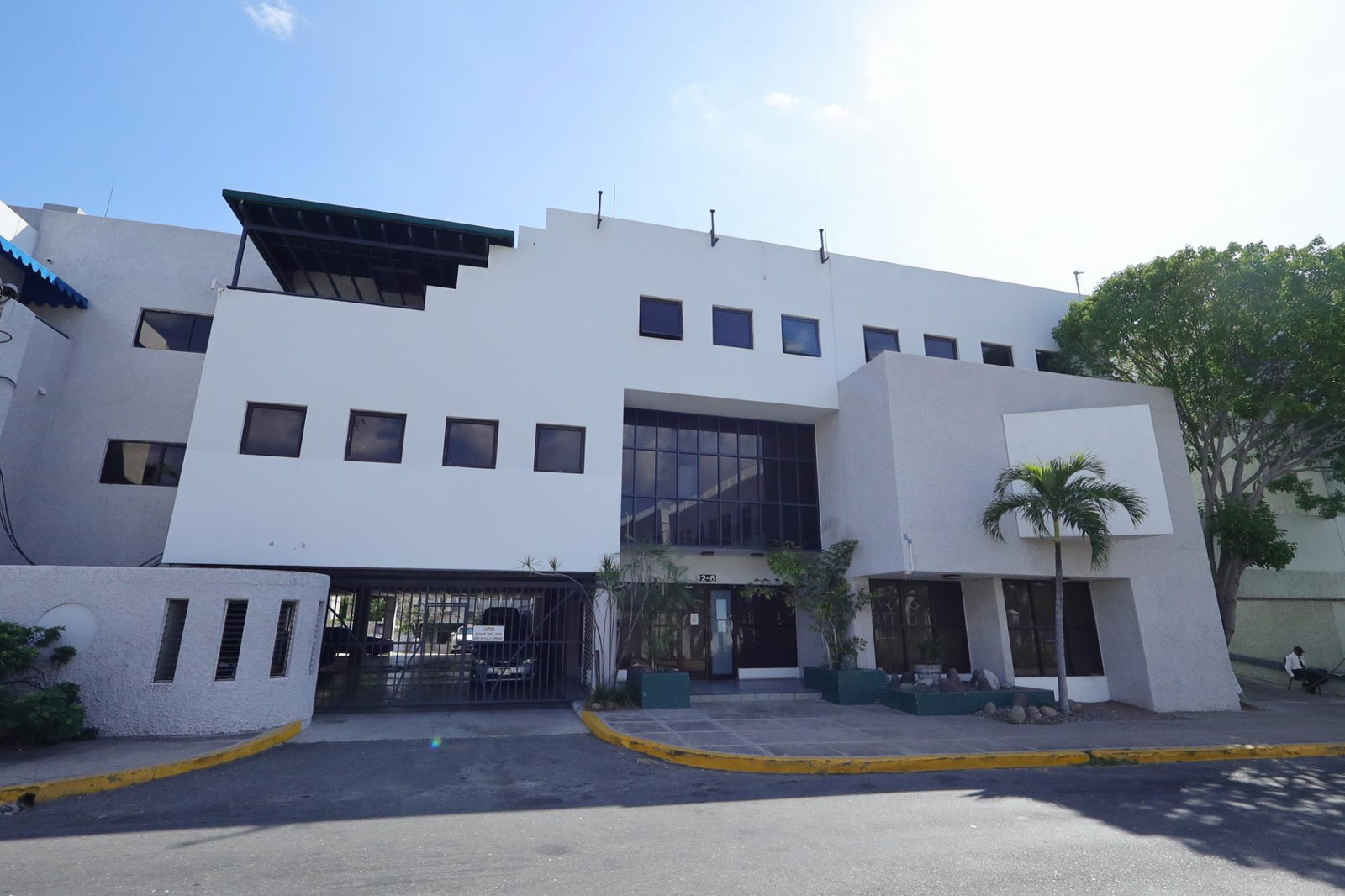High-Visibility-Corporate-Office-for-Rent-in-New-Kingston-Jamaica Eighth image of 2-6 Trafford Place, Kingston in Kingston 5, St. Andrew, Jamaica - property is For Rent