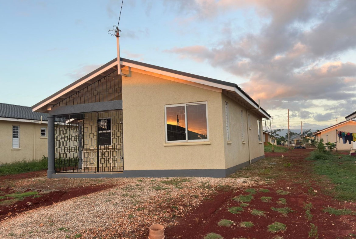 Third image of 327 Tropicana Way, Silver Sun in Spanish Town, St. Catherine, Jamaica - property is For Rent