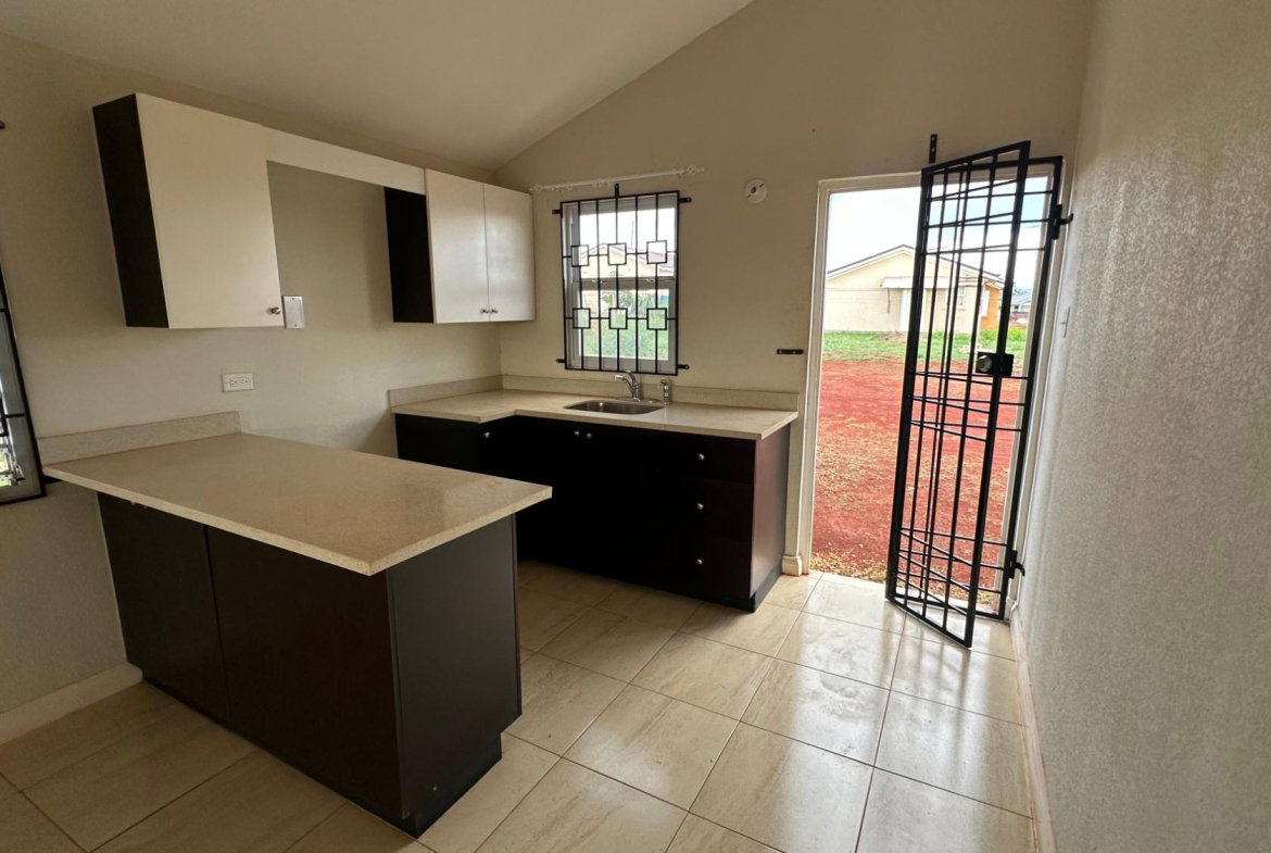 Sixth image of 327 Tropicana Way, Silver Sun in Spanish Town, St. Catherine, Jamaica - property is For Rent