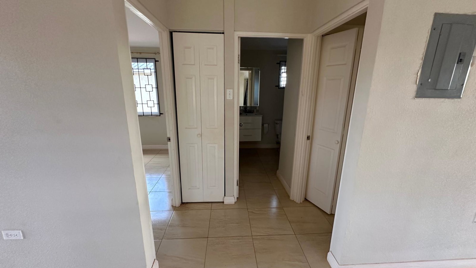 Eighth image of 327 Tropicana Way, Silver Sun in Spanish Town, St. Catherine, Jamaica - property is For Rent