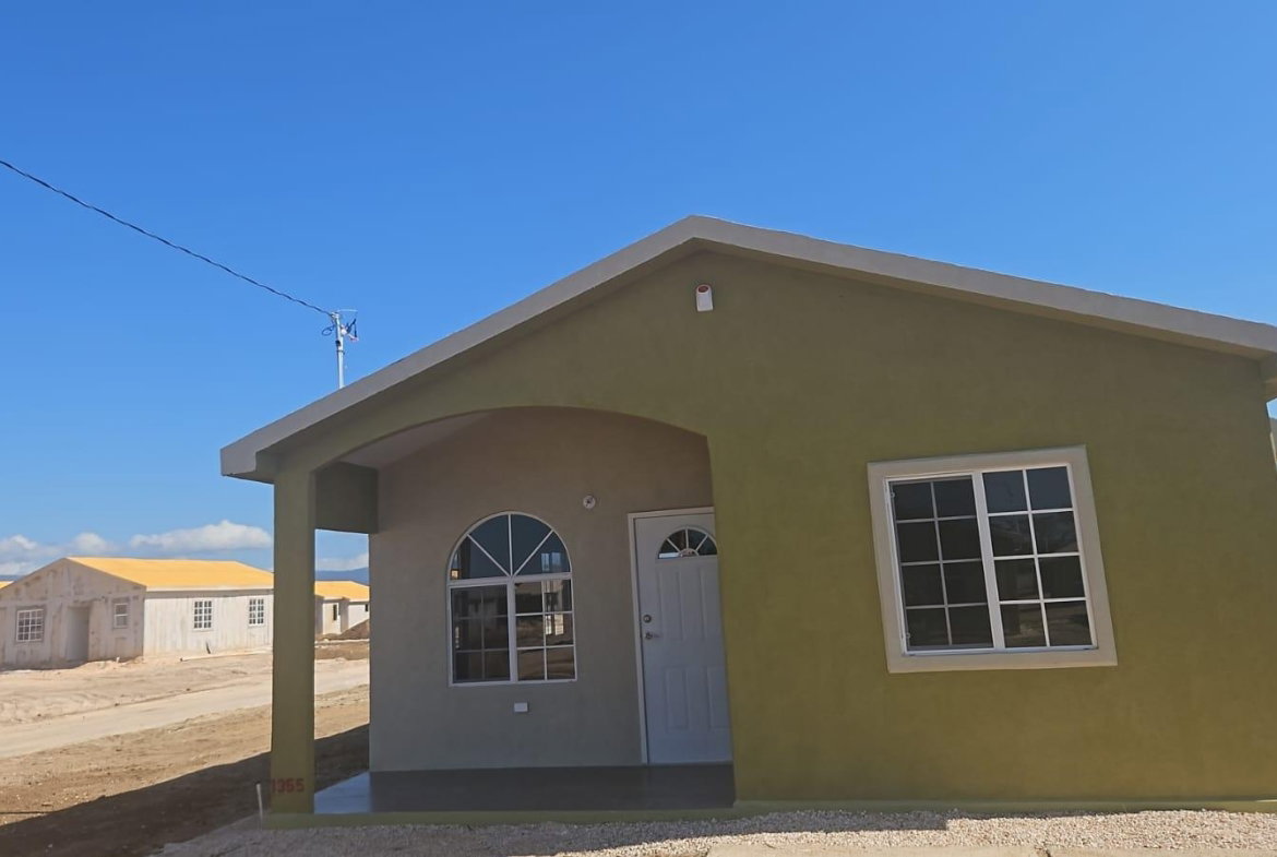 Tenth image of 1355-81 Paprika Drive, Phoenix pa in Phoenix Park, St. Catherine, Jamaica - property is For Rent