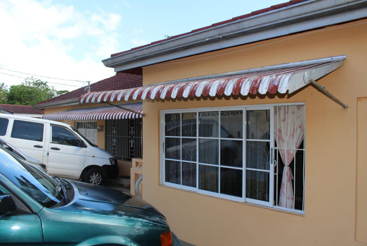 Eleventh image of 9 Clifton Heights in Mandeville, Manchester, Jamaica - property is For Sale