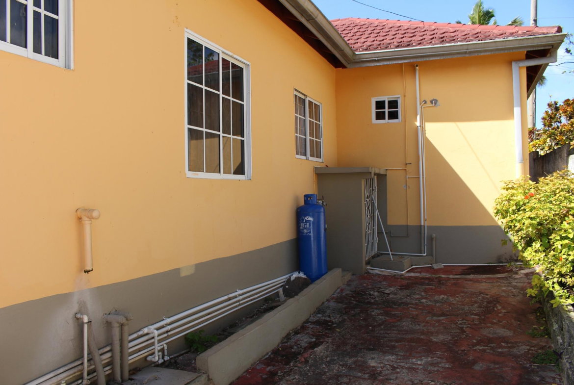 Ninth image of 9 Clifton Heights in Mandeville, Manchester, Jamaica - property is For Sale