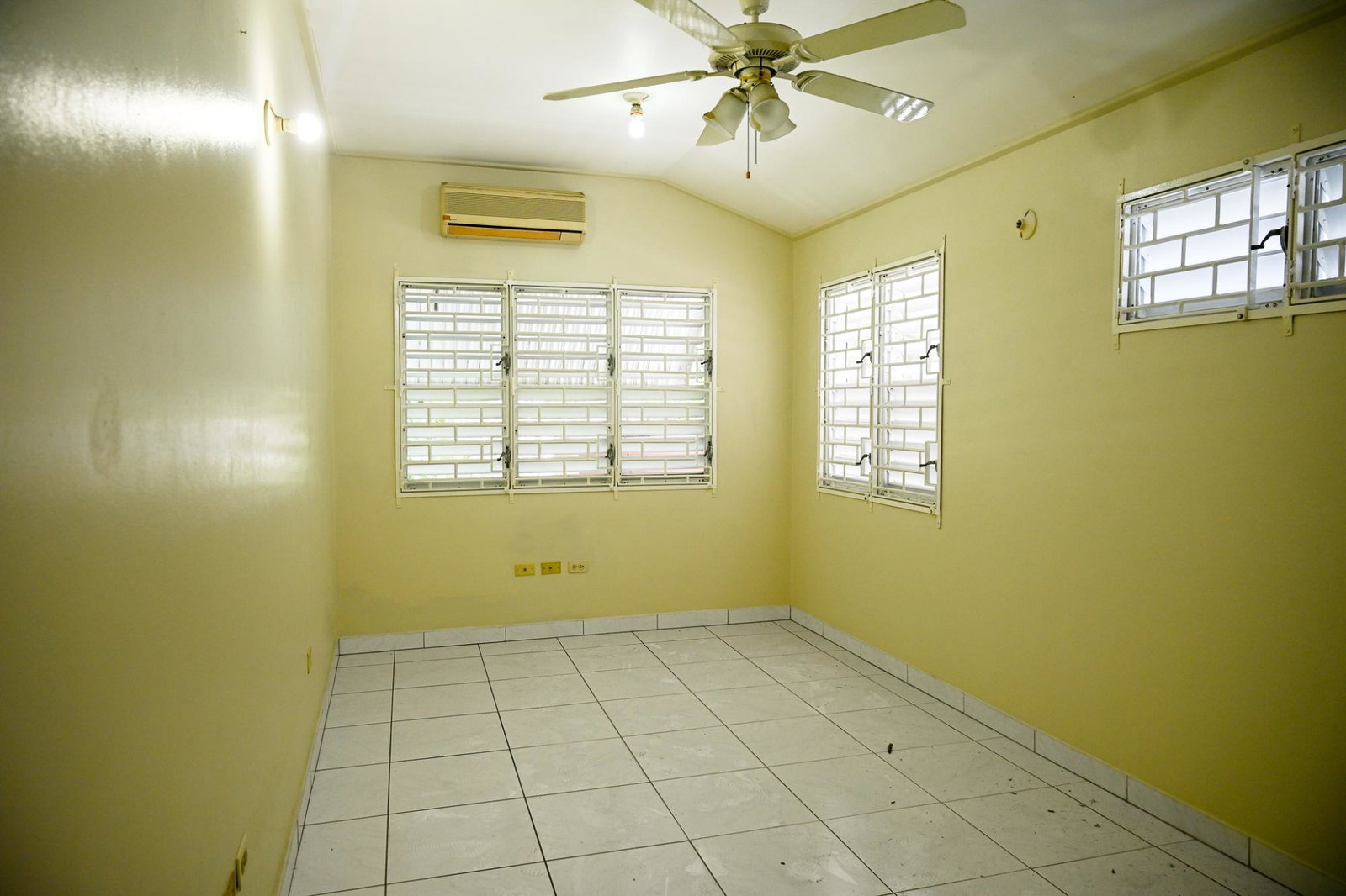 Third image of 1c Lady Musgrave Ave in Kingston 10, St. Andrew, Jamaica - property is For Sale