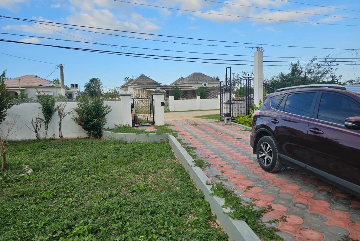 Twenty-Ninth image of 298 Greenwood in Montego Bay, St. James, Jamaica - property is For Rent