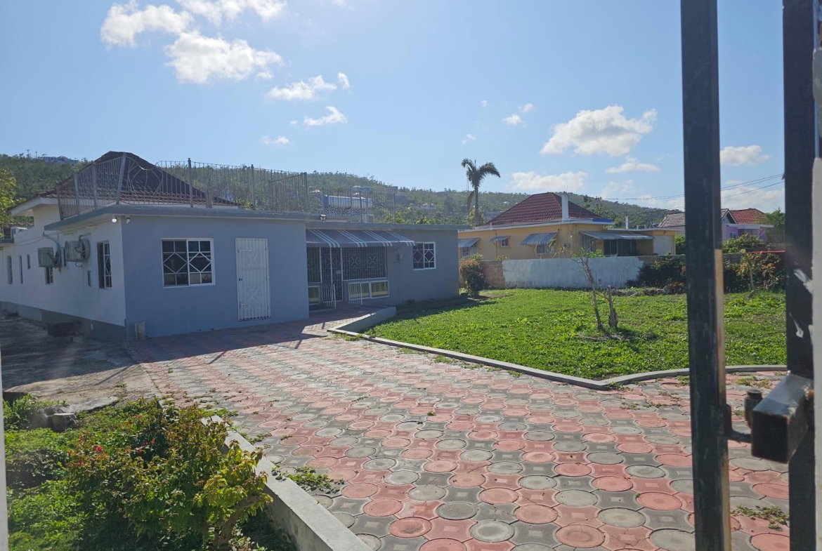 Eighth image of 298 Greenwood in Montego Bay, St. James, Jamaica - property is For Rent