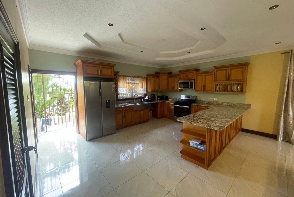 Seventh image of 6-10-12 Dillsbury Avenue in Kingston 6, St. Andrew, Jamaica - property is For Rent