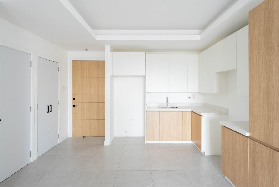 Thirteenth image of 603-10 Waterloo Ave in Kingston 10, St. Andrew, Jamaica - property is For Rent