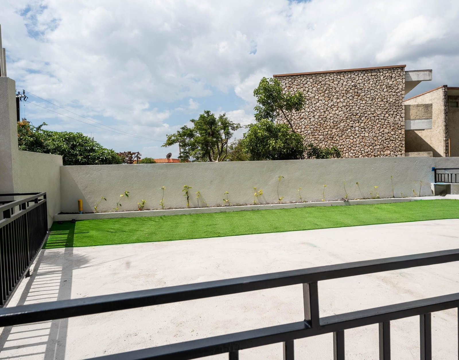 Twenty-Ninth image of 603-10 Waterloo Ave in Kingston 10, St. Andrew, Jamaica - property is For Rent