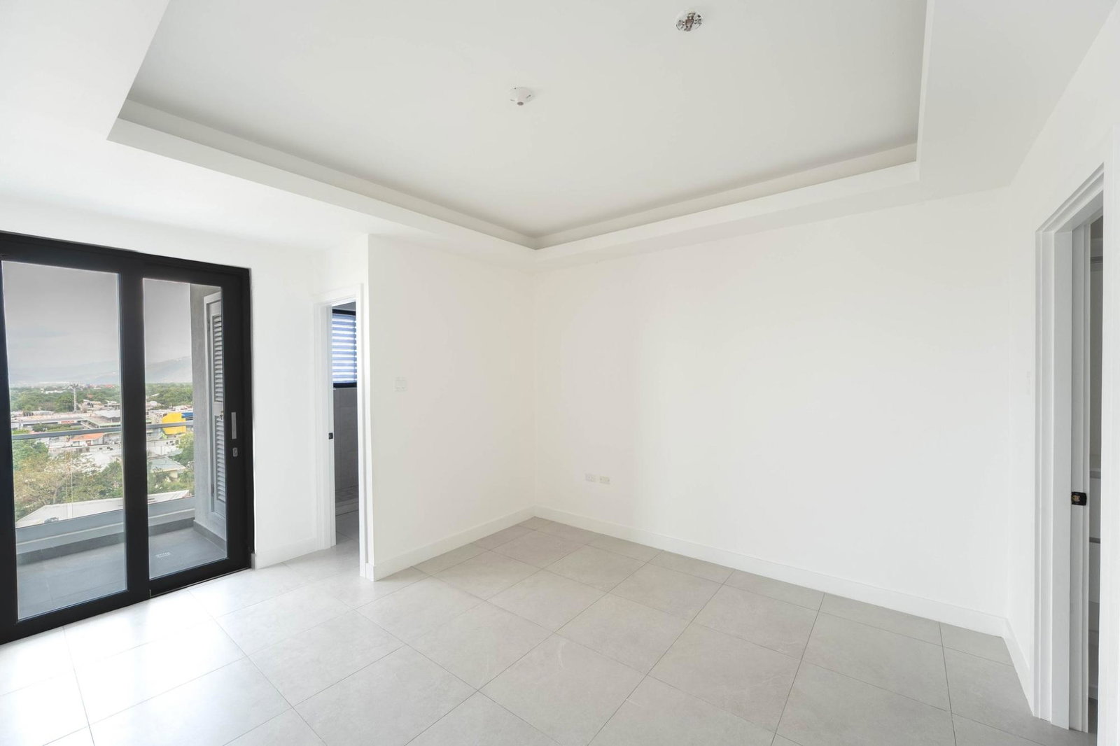 Tenth image of 603-10 Waterloo Ave in Kingston 10, St. Andrew, Jamaica - property is For Rent