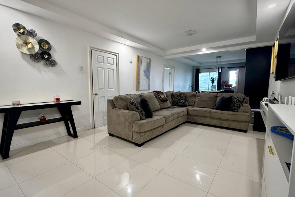 Sixth image of 12-2 Stanmore Terrace in Kingston 19, St. Andrew, Jamaica - property is For Rent