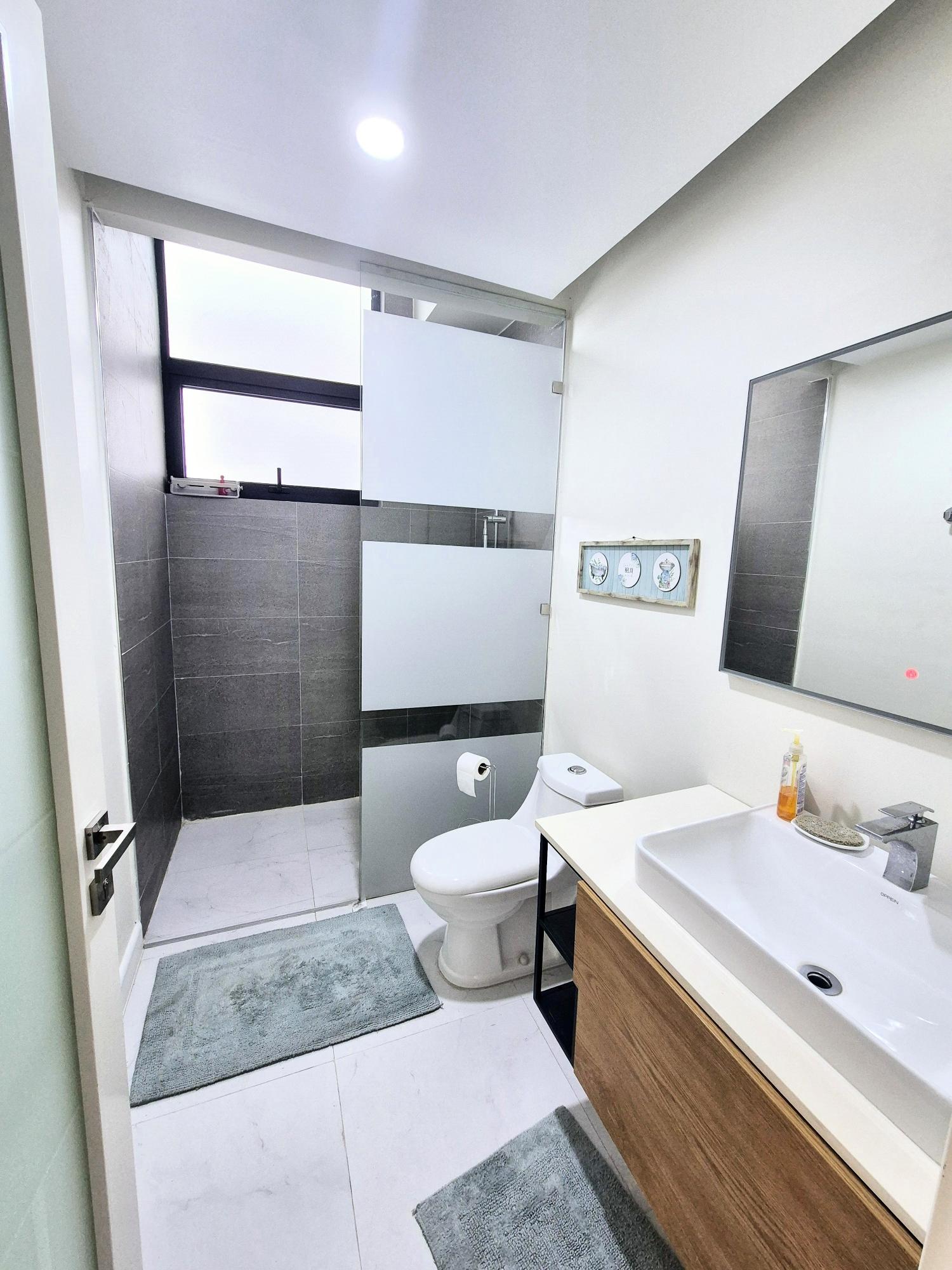 Luxury-2-Bedroom-Apartment-for-Rent-at-Paradise-Bay-St.-James-Jamaica Tenth image of 8- Paradise Bay, Reading in Reading, St. James, Jamaica - property is For Rent