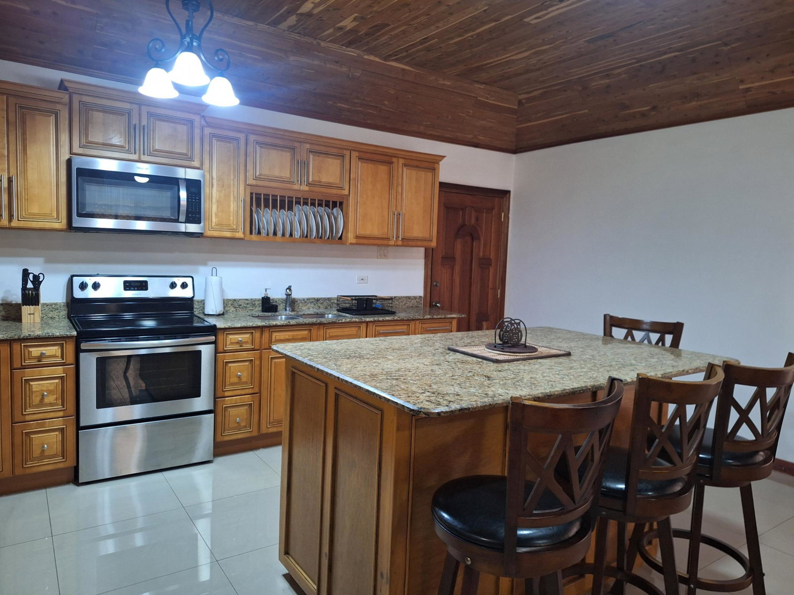 Second image of Apt 6-7 Charlemont Ave in Kingston 6, St. Andrew, Jamaica - property is For Rent