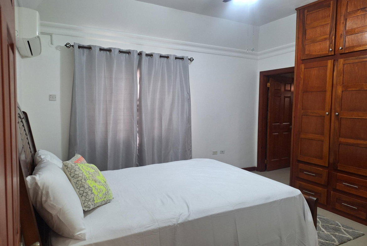 Eleventh image of Apt 6-7 Charlemont Ave in Kingston 6, St. Andrew, Jamaica - property is For Rent