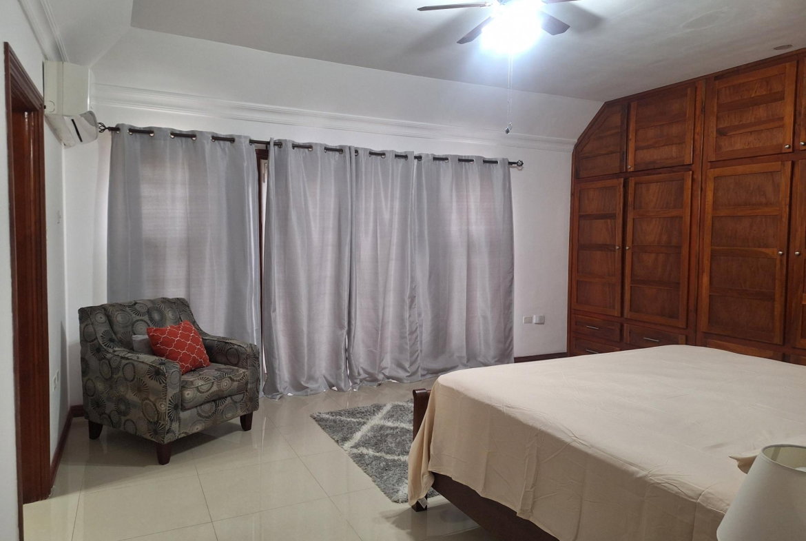 Nineteenth image of Apt 6-7 Charlemont Ave in Kingston 6, St. Andrew, Jamaica - property is For Rent