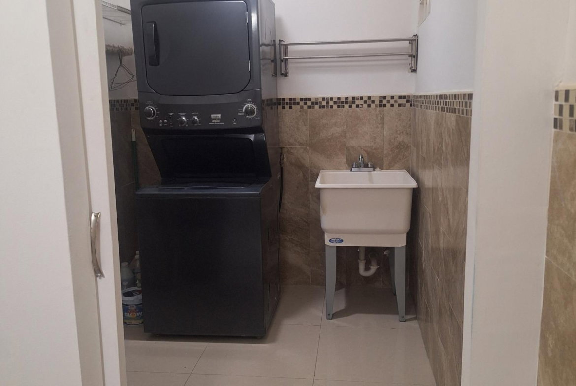 Tenth image of Apt 6-7 Charlemont Ave in Kingston 6, St. Andrew, Jamaica - property is For Rent