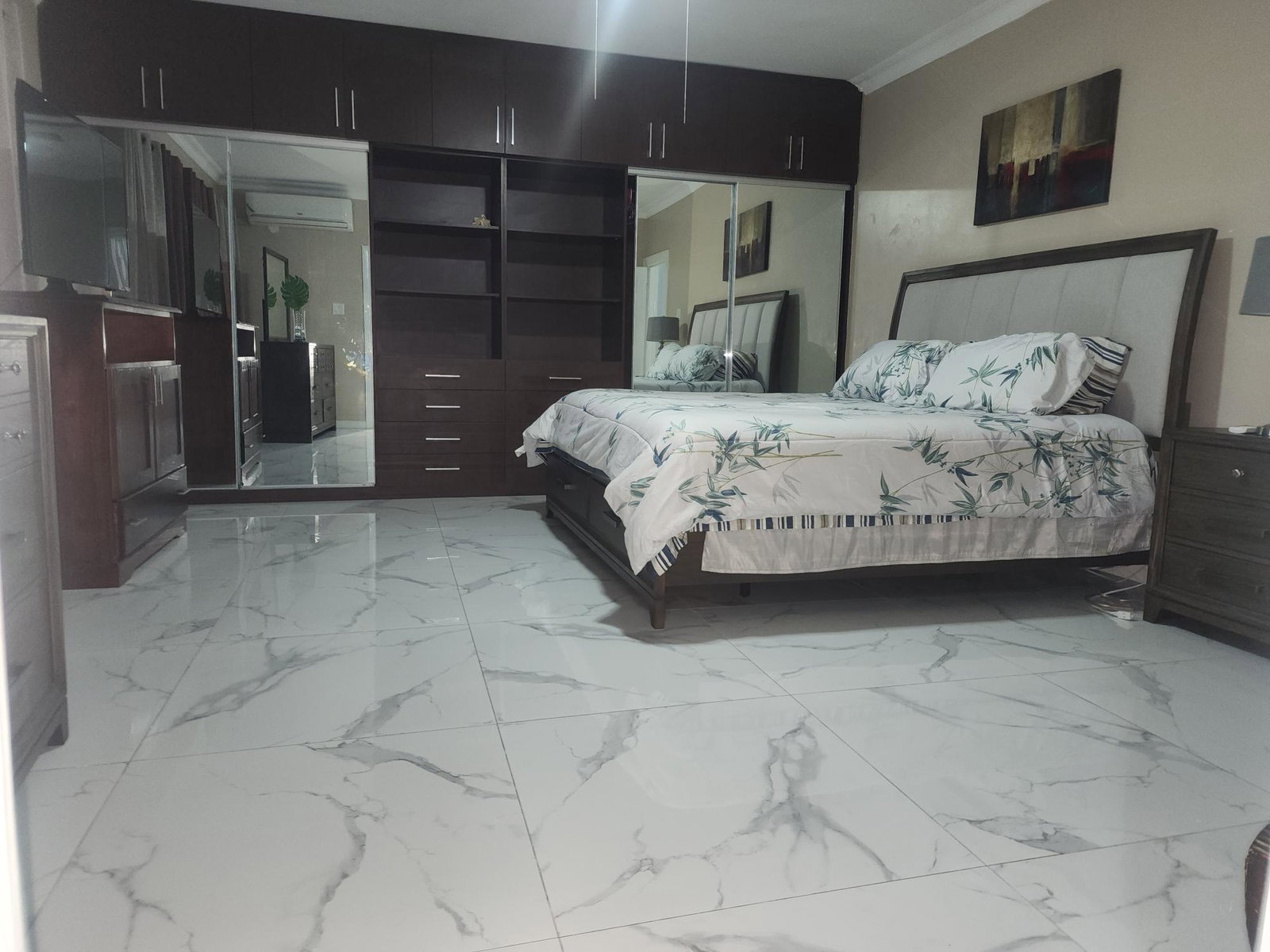 Sixteenth image of 44-8 Buena Vista in Kingston 6, St. Andrew, Jamaica - property is For Rent