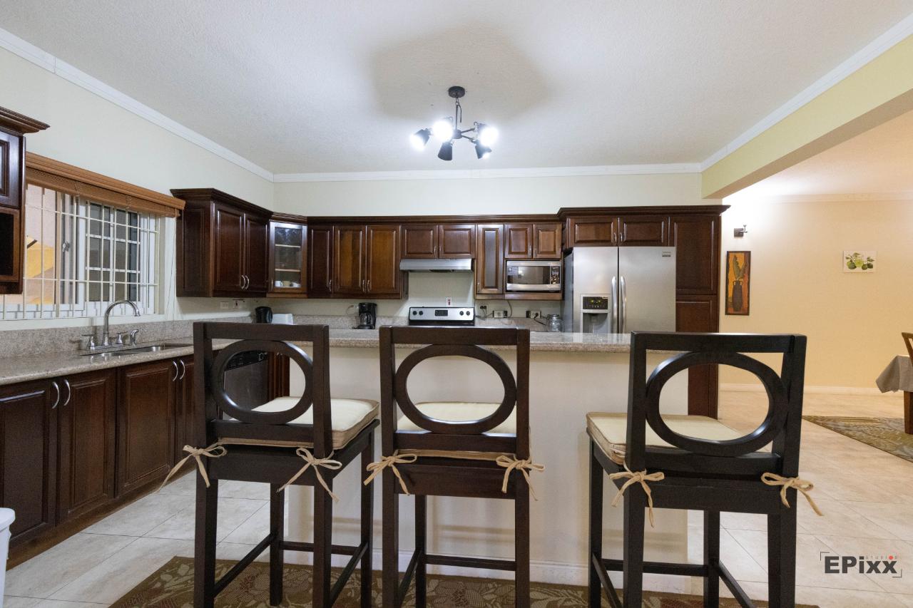 Fifth image of 3-1c Tavistock Terrace in Kingston 6, St. Andrew, Jamaica - property is For Rent