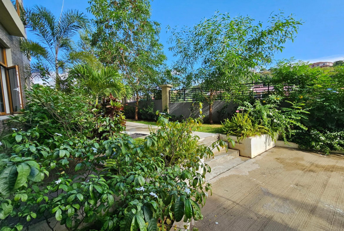 Twenty-Seventh image of 203-30 Wellington Drive in Kingston 6, St. Andrew, Jamaica - property is For Rent