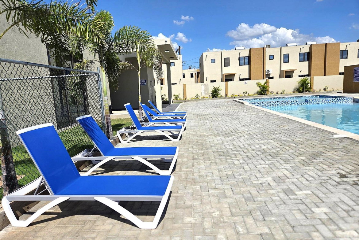 Twenty-Third image of Oak Estate, Portmore in Bernard Lodge, St. Catherine, Jamaica - property is For Rent