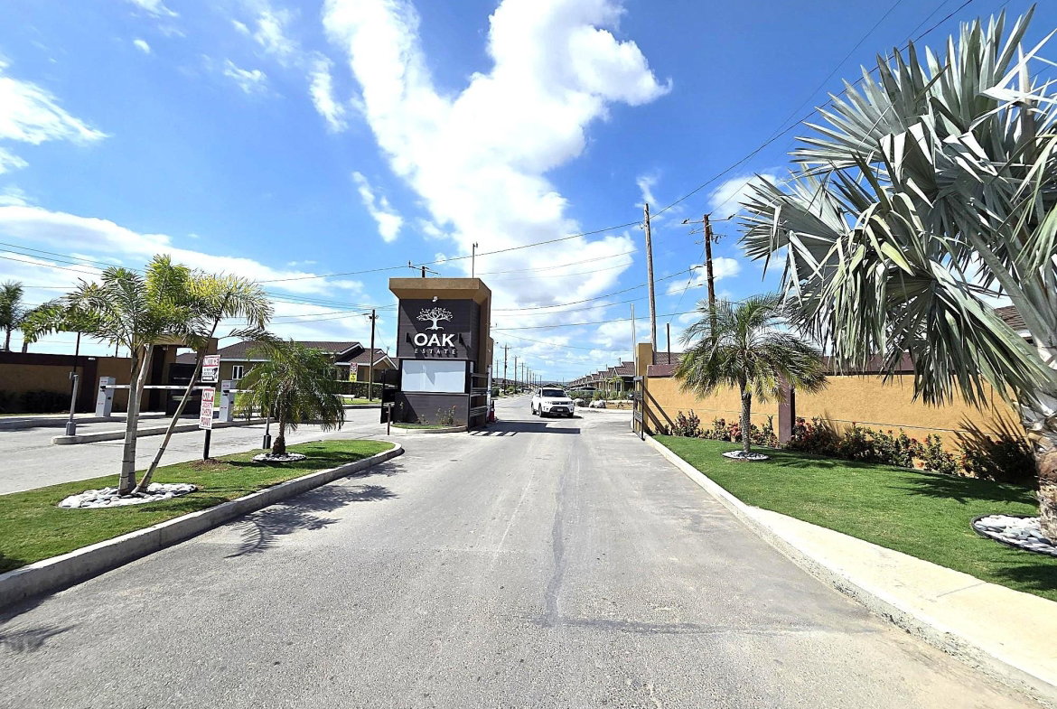 Twenty-Eighth image of Oak Estate, Portmore in Bernard Lodge, St. Catherine, Jamaica - property is For Rent