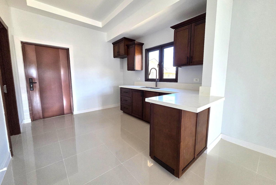 Seventh image of Oak Estate, Portmore in Bernard Lodge, St. Catherine, Jamaica - property is For Rent