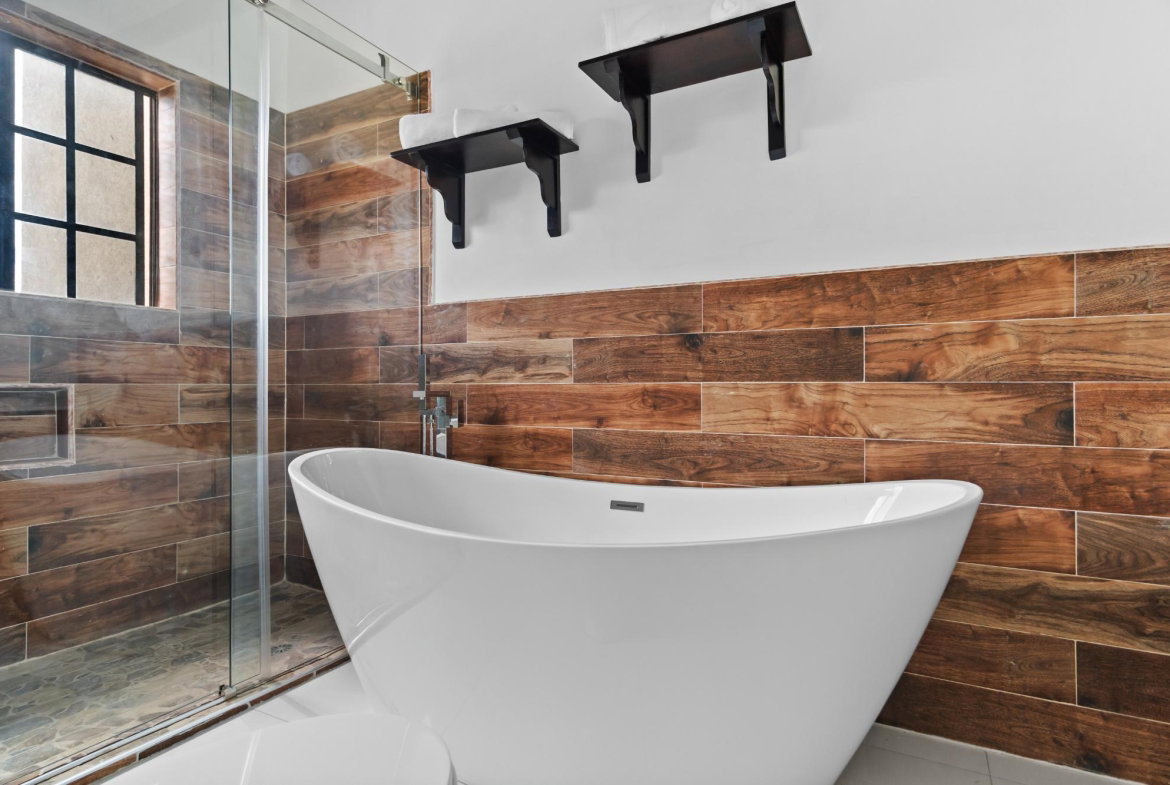 Fourteenth image of Unit 5b- Villa Vale Close in Mandeville, Manchester, Jamaica - property is For Rent