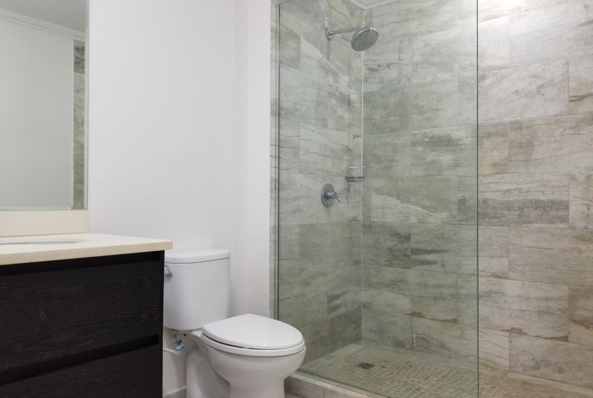 Nineteenth image of 12b- 16 Garden Close, Kingston in Kingston 8, St. Andrew, Jamaica - property is For Rent