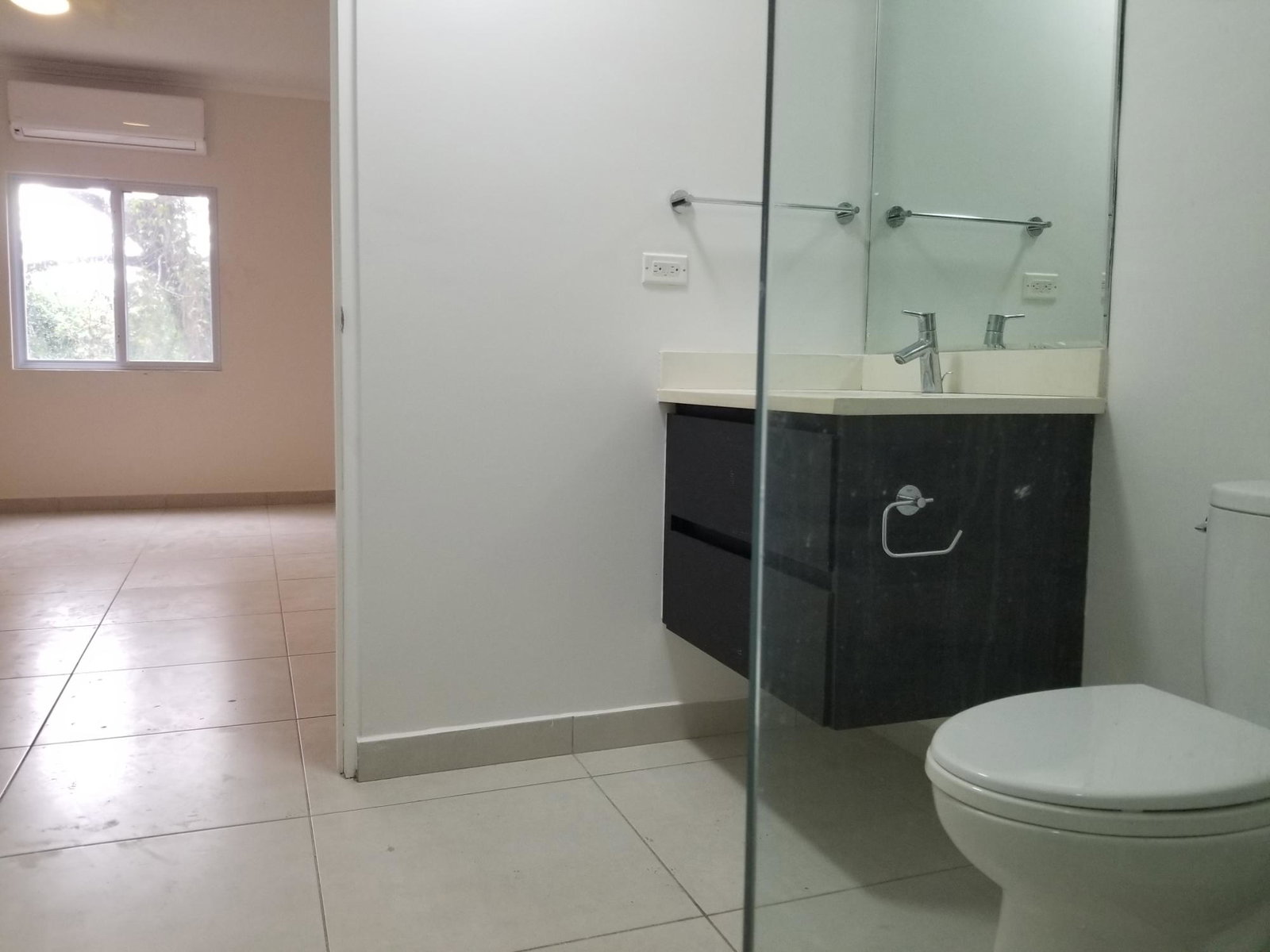 Luxury-3-Bed-Apartment-for-Rent-in-Cherry-Gardens-Kingston-Jamaica Twenty-First image of 12b- 16 Garden Close, Kingston in Kingston 8, St. Andrew, Jamaica - property is For Rent