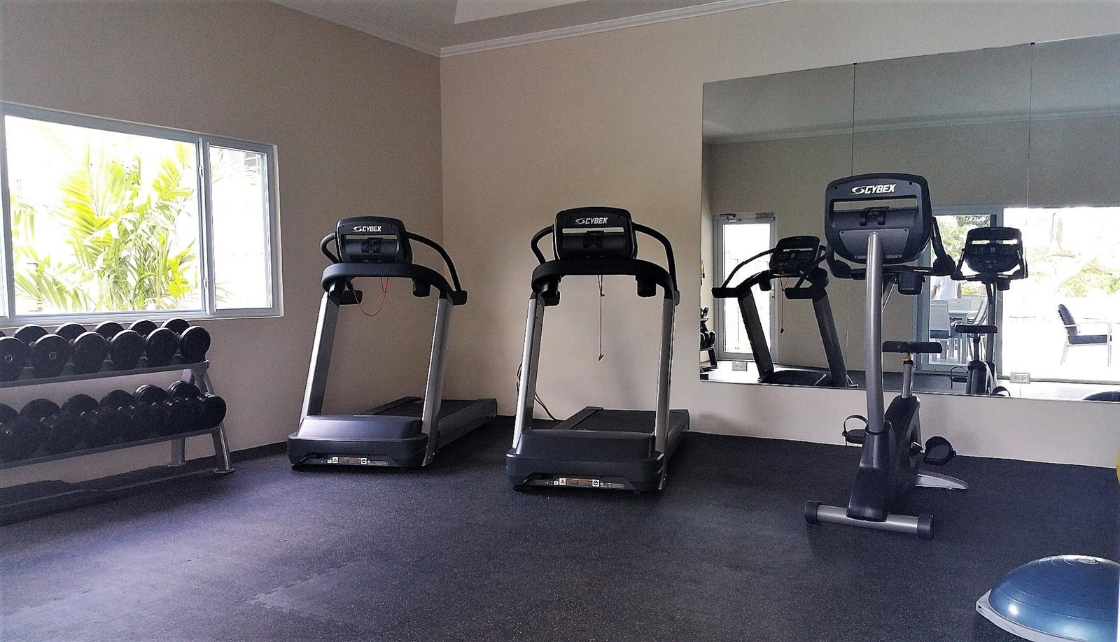 Luxury-3-Bed-Apartment-for-Rent-in-Cherry-Gardens-Kingston-Jamaica Twenty-Sixth image of 12b- 16 Garden Close, Kingston in Kingston 8, St. Andrew, Jamaica - property is For Rent