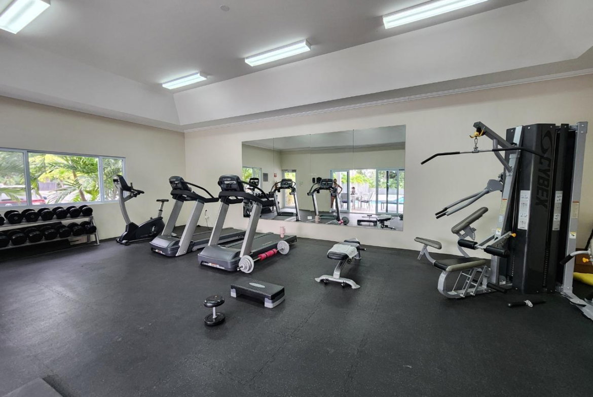 Twenty-Seventh image of 12b- 16 Garden Close, Kingston in Kingston 8, St. Andrew, Jamaica - property is For Rent