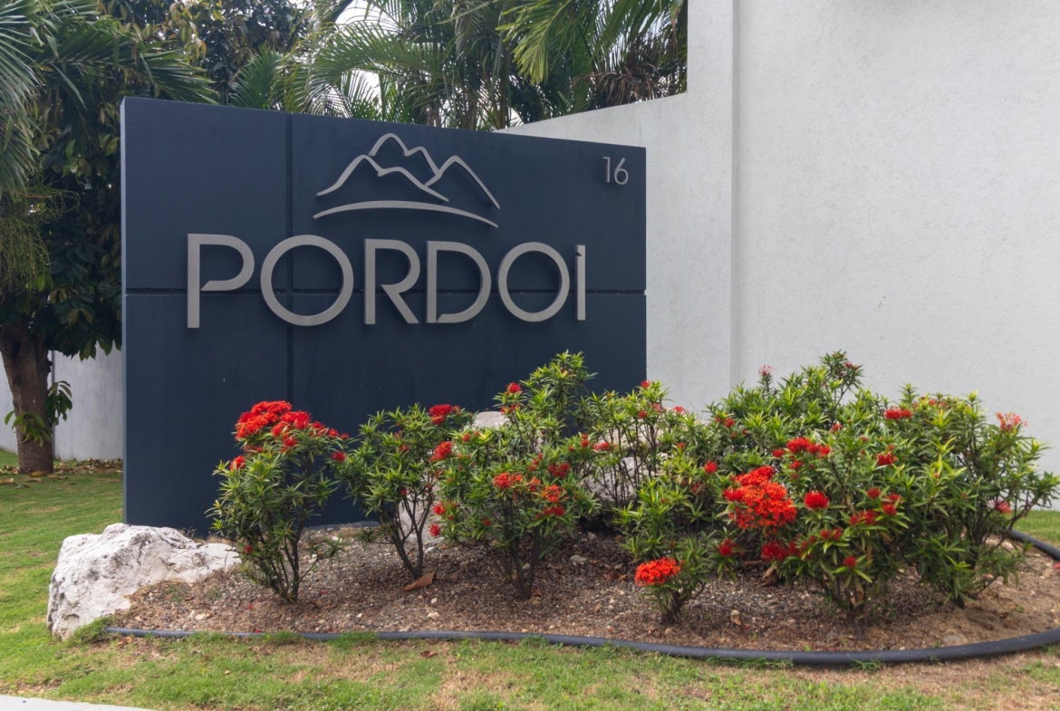 Twenty-Ninth image of 12b- 16 Garden Close, Kingston in Kingston 8, St. Andrew, Jamaica - property is For Rent