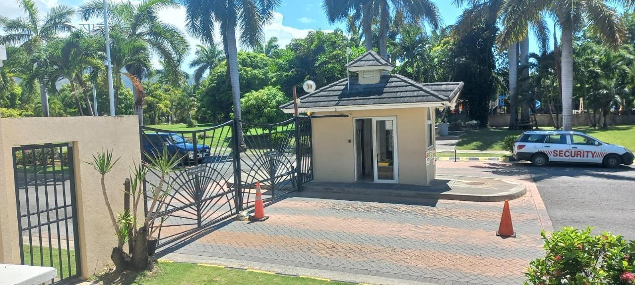 Luxury-3-Bedroom-House-for-Rent-at-Palms-at-Richmond-St.-Ann-Jamaica Third image of 28 Hibiscus Drive, Richmond in Richmond, St. Ann, Jamaica - property is For Rent